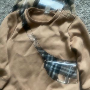 Boys sweater and pants set, size 2-3Y